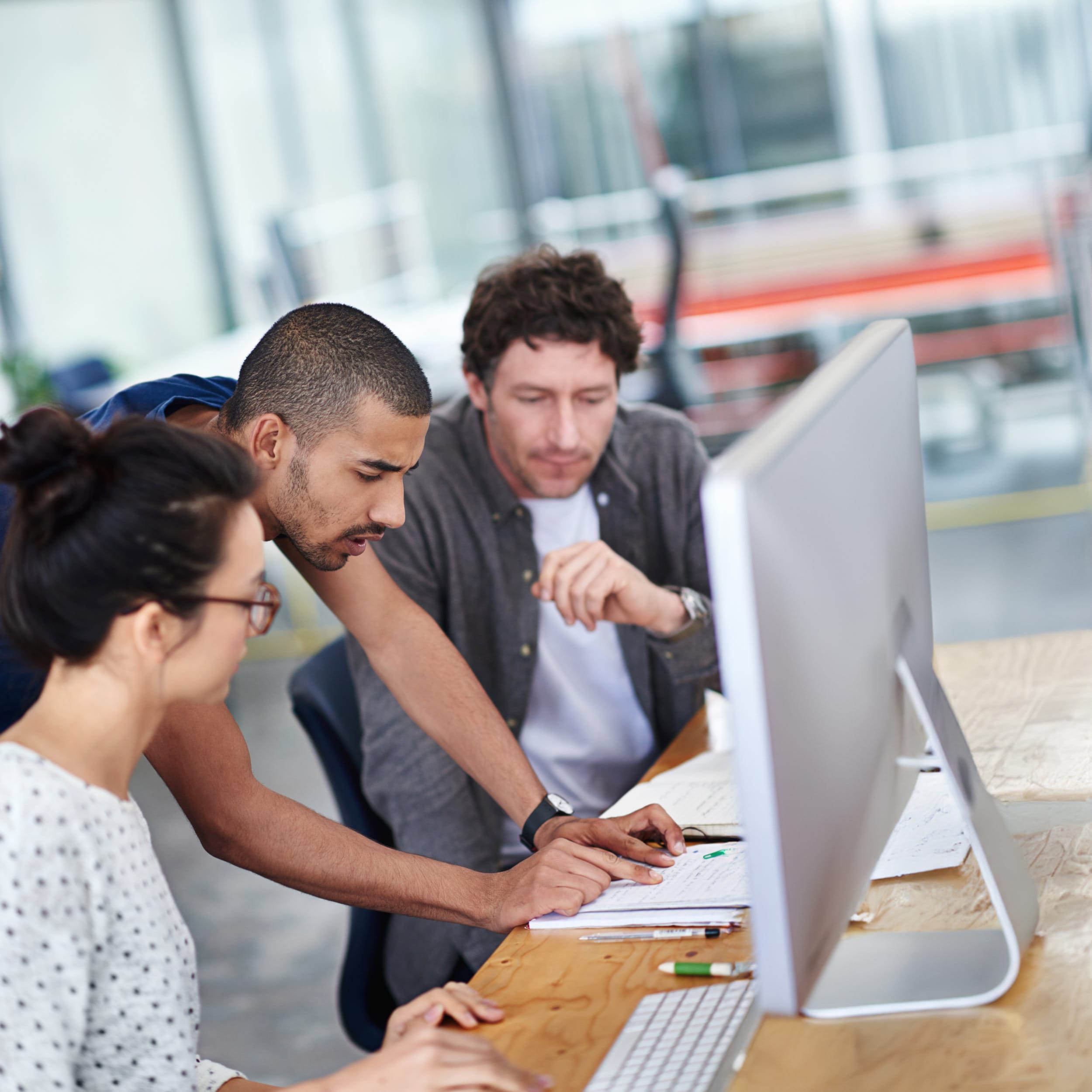 business-people-teamwork-support-office-with-problem-solving-notes-solution-advice-startup-outsource-contractor-technical-expert-reading-planning-group-feedback-computer